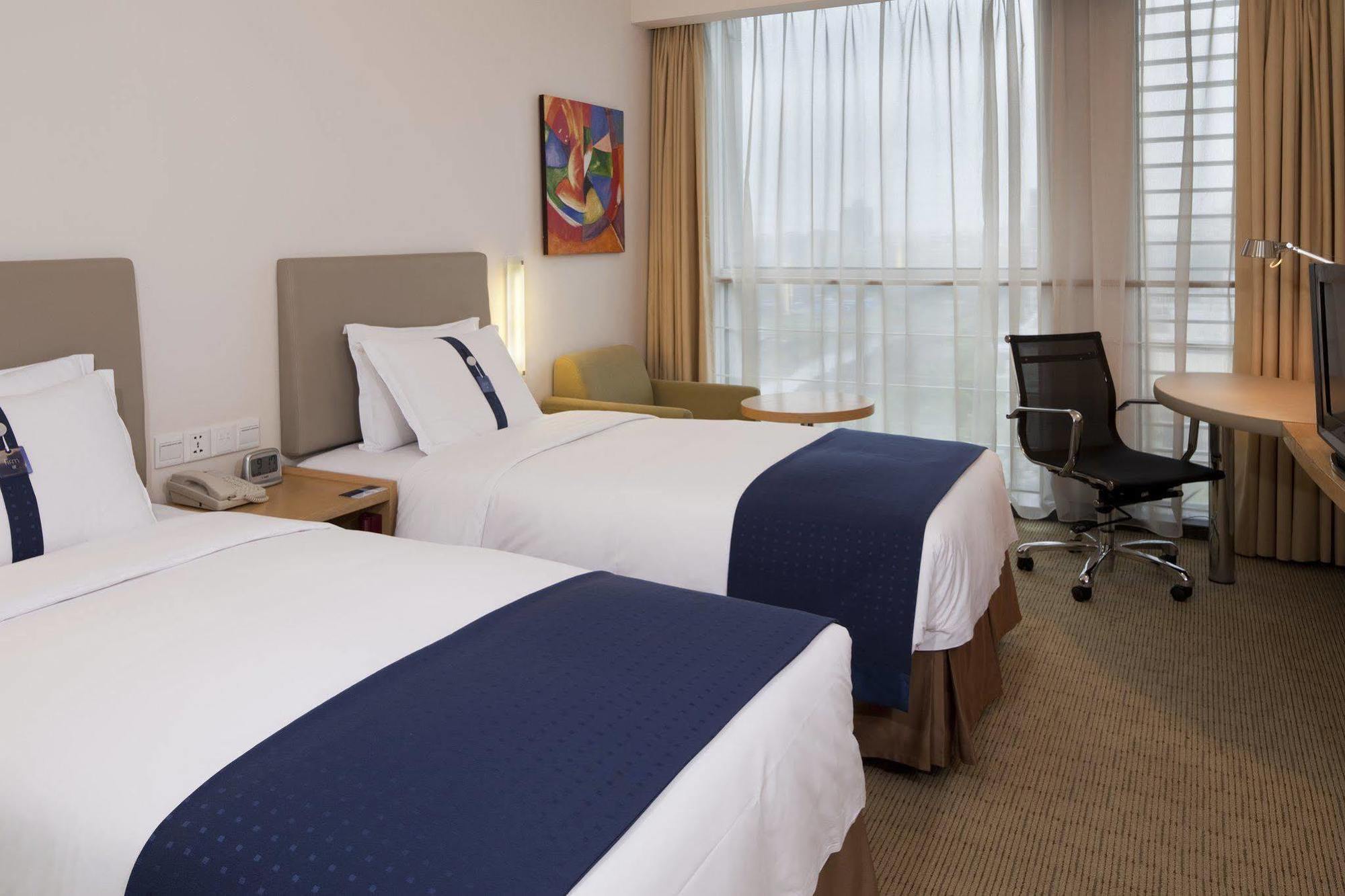 Holiday Inn Express Meilong Shanghai Bilik gambar