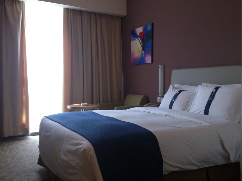 Holiday Inn Express Meilong Shanghai Luaran gambar